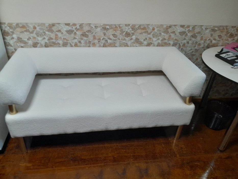 Дивани диван очікування для офісів, салонів краси,  кав'ярень