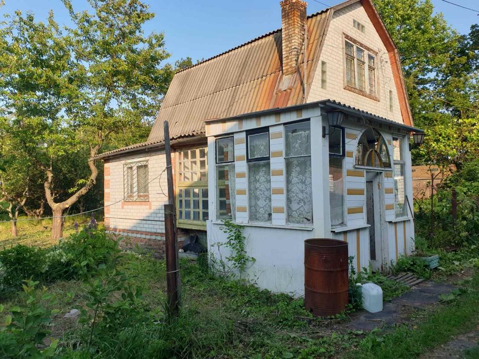 Продам двухэтажный дом