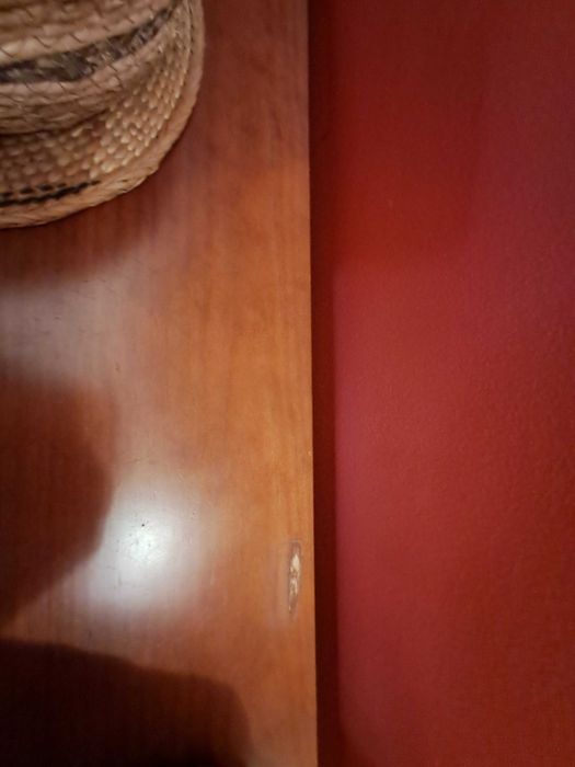 Aparador pinho tratado 2,10m bom estado