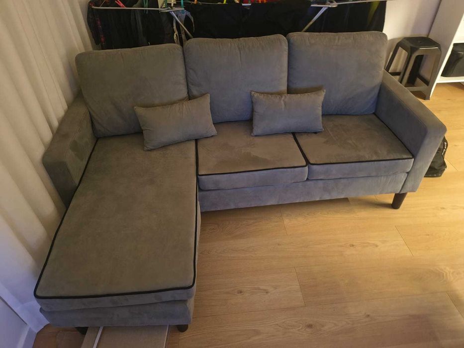 sofá novo, cor cinzenta