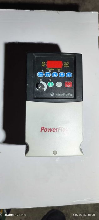 Falownik 0,75 kW  plus rezystor hamujący