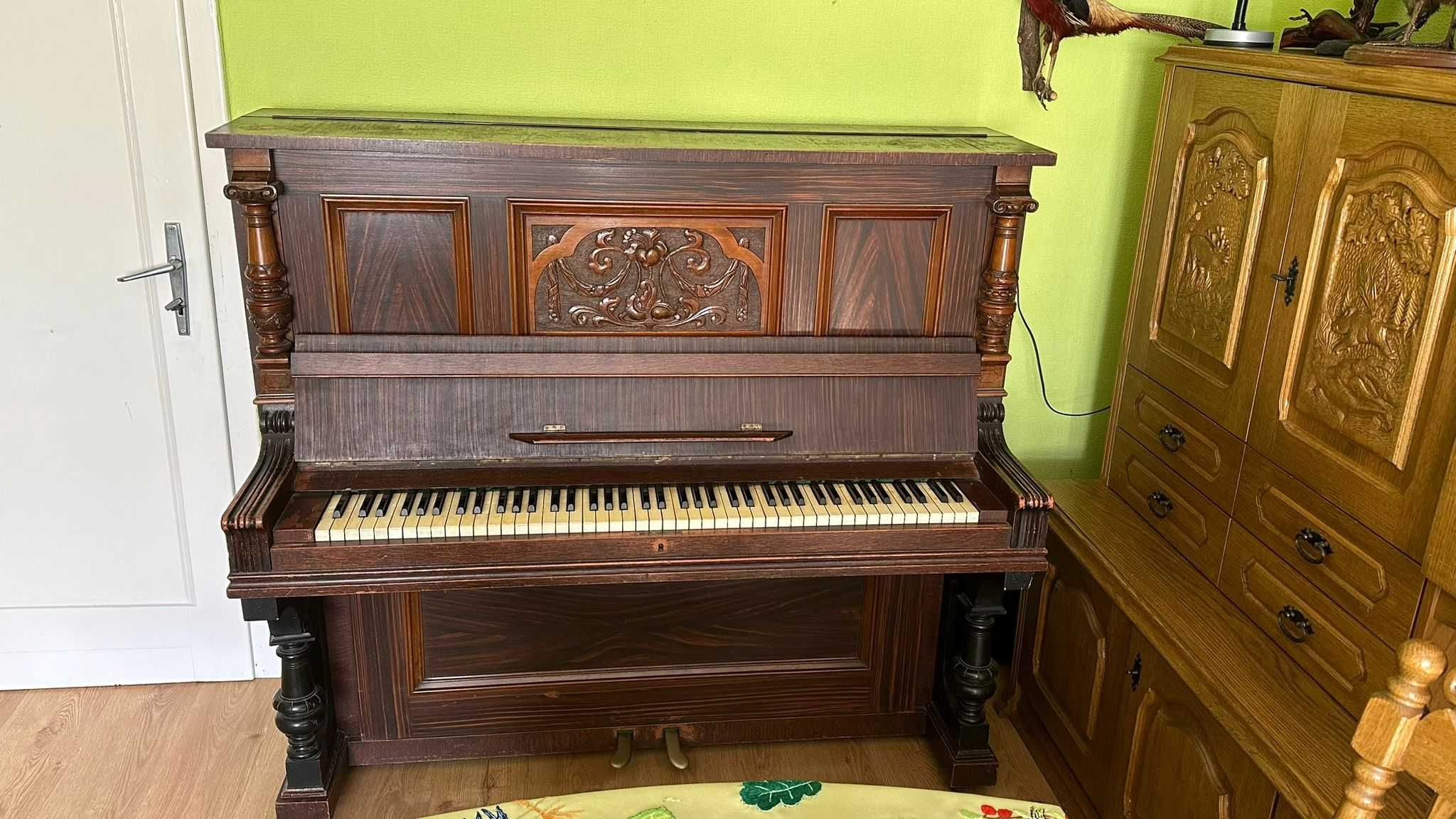 pianino zabytkowe
