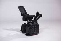 Canon EOS C300 Mark II + Jason Cases + 3 Baterias + 2 Cartões CFast