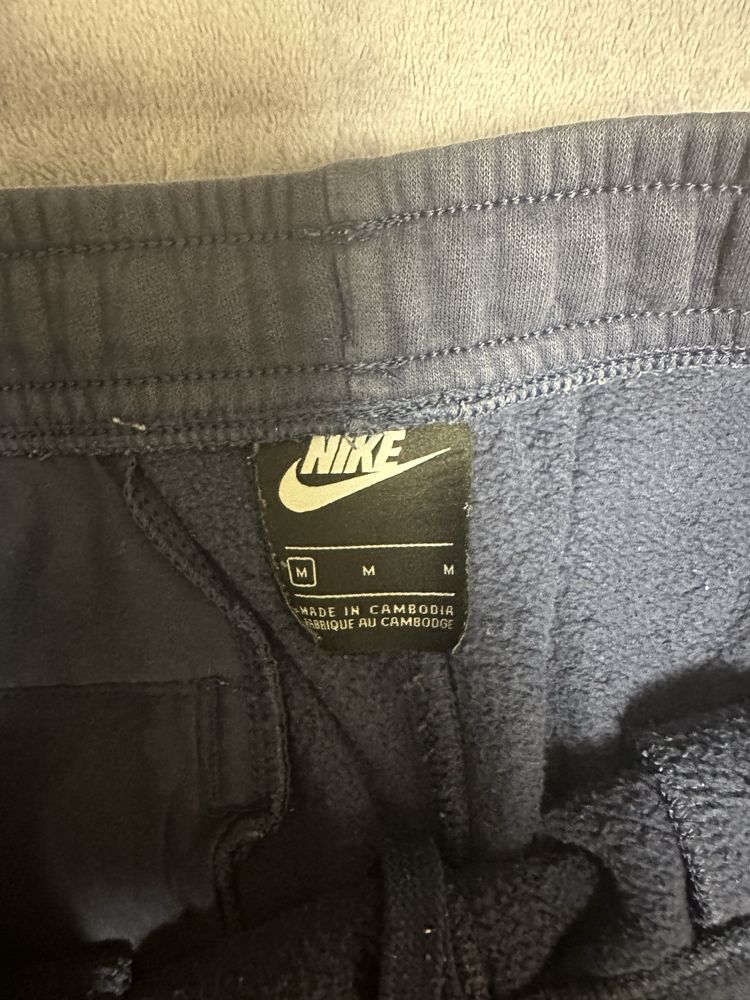 Широкі спортивні штани Nike (M)