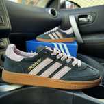 Жіночі кросівки адідас спезиал чорні з рожевим Adidas Spezial Black