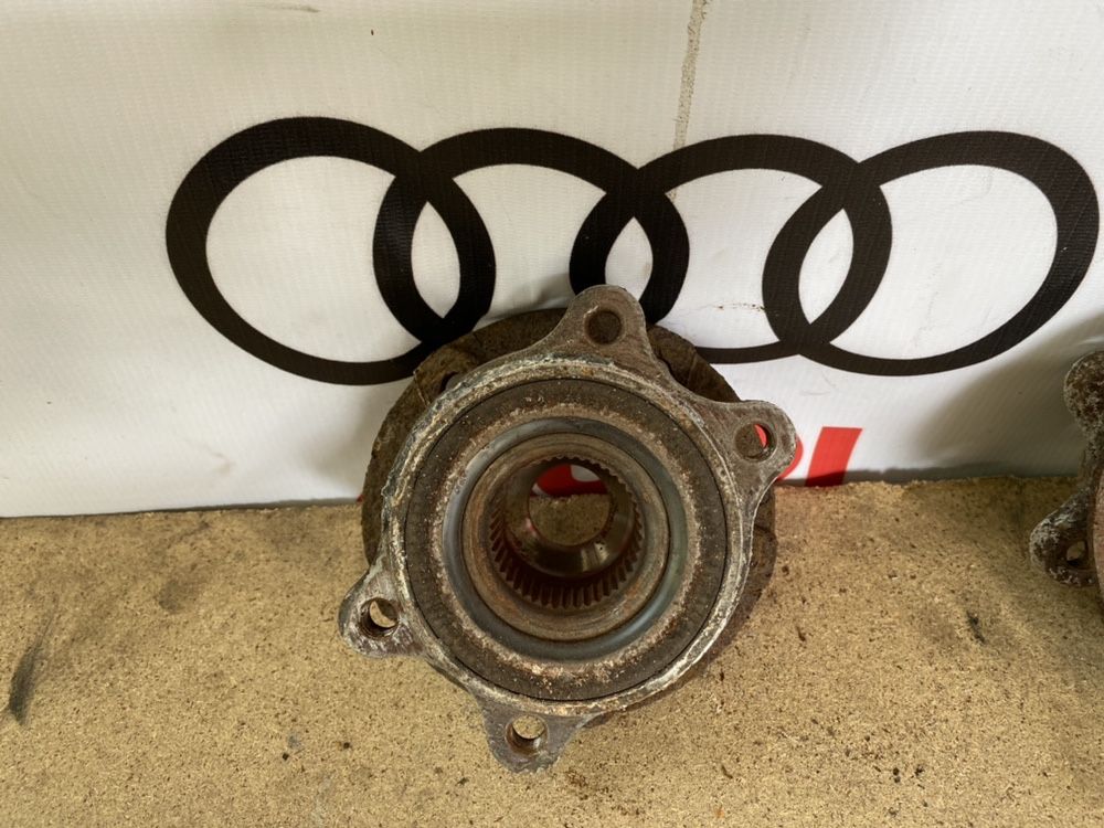 Ступица з подшипником Audi A4 B8 / A5 / Q5 / A6 C7 / A7 підшипник