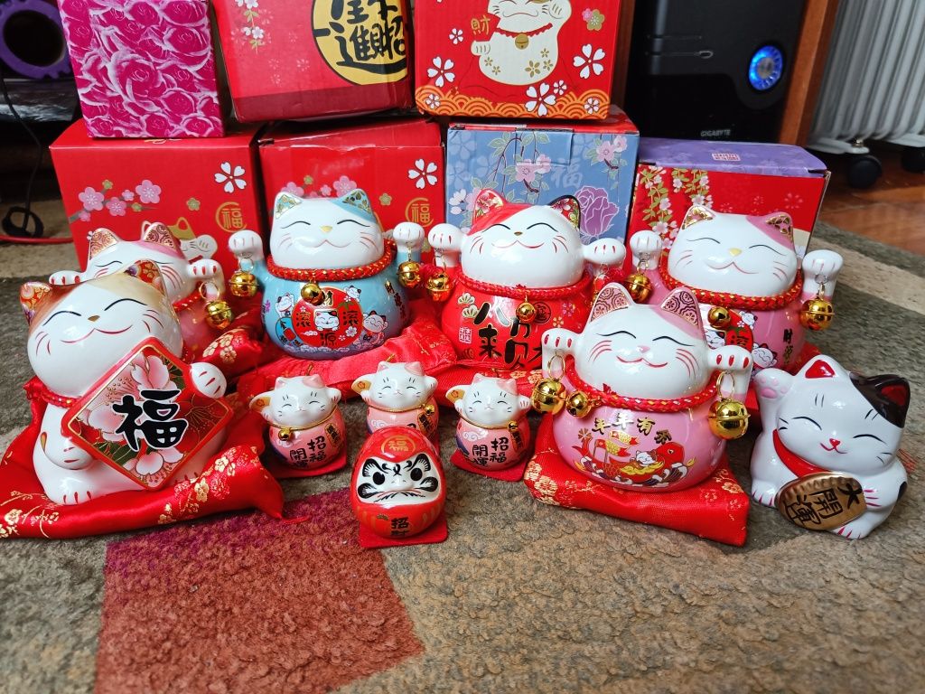 Японские фарфоровые сувениры Манеки неко счастливый котик