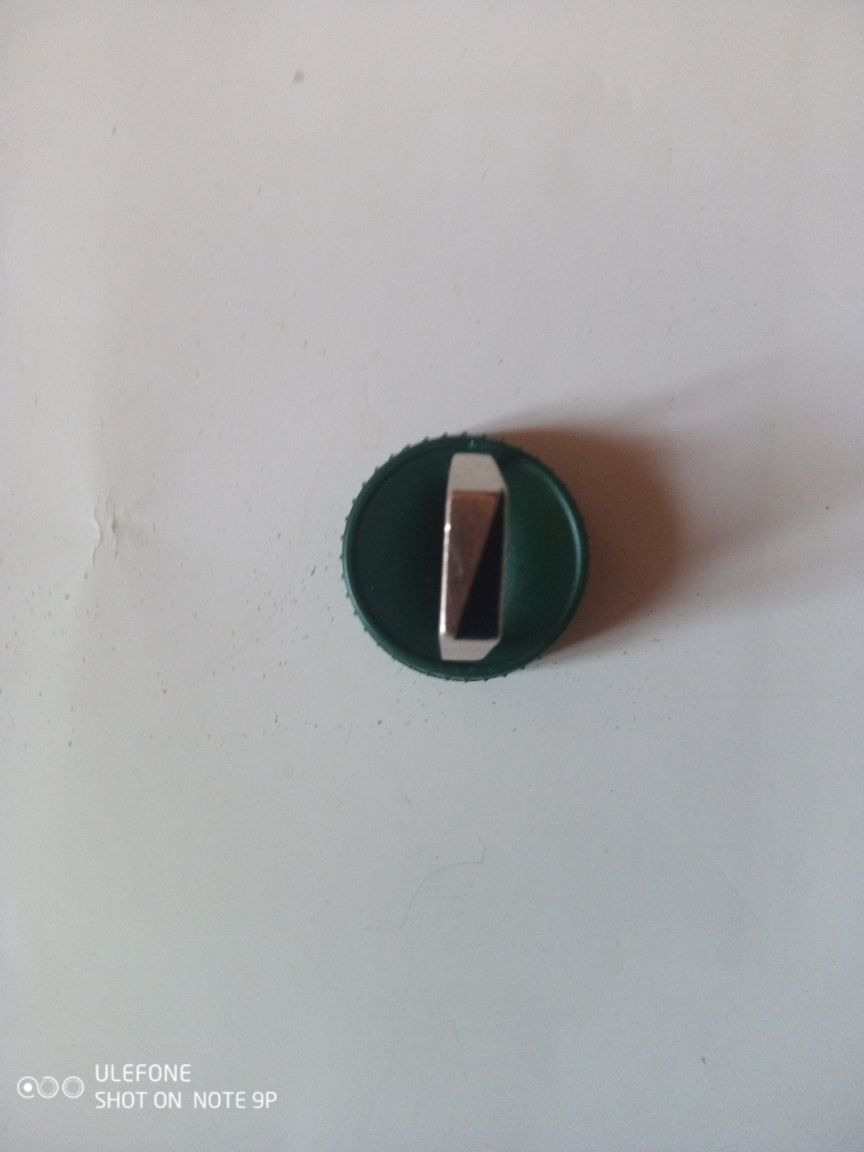 Продам серебряное кольцо