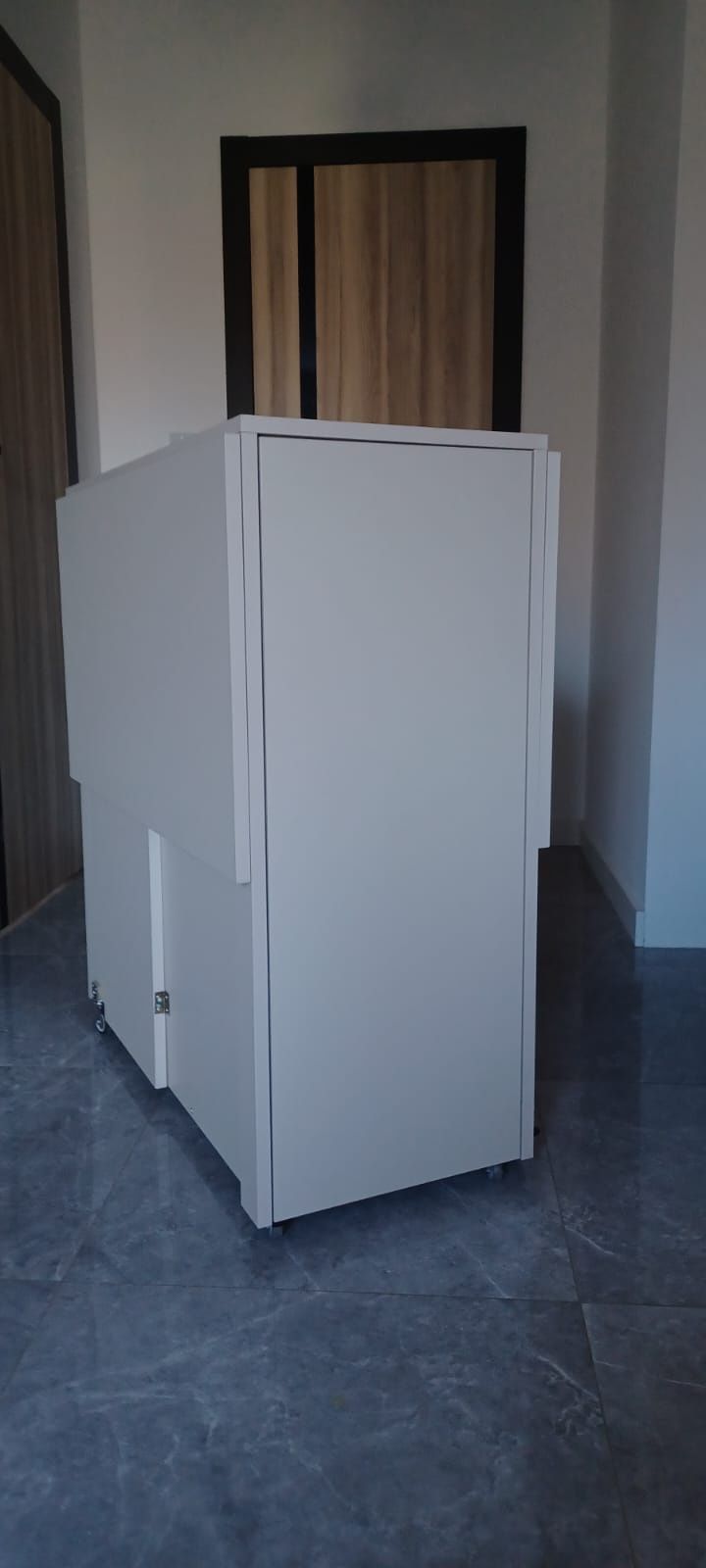Szafka Mobilna z rozkładanym blatem Tiny house
