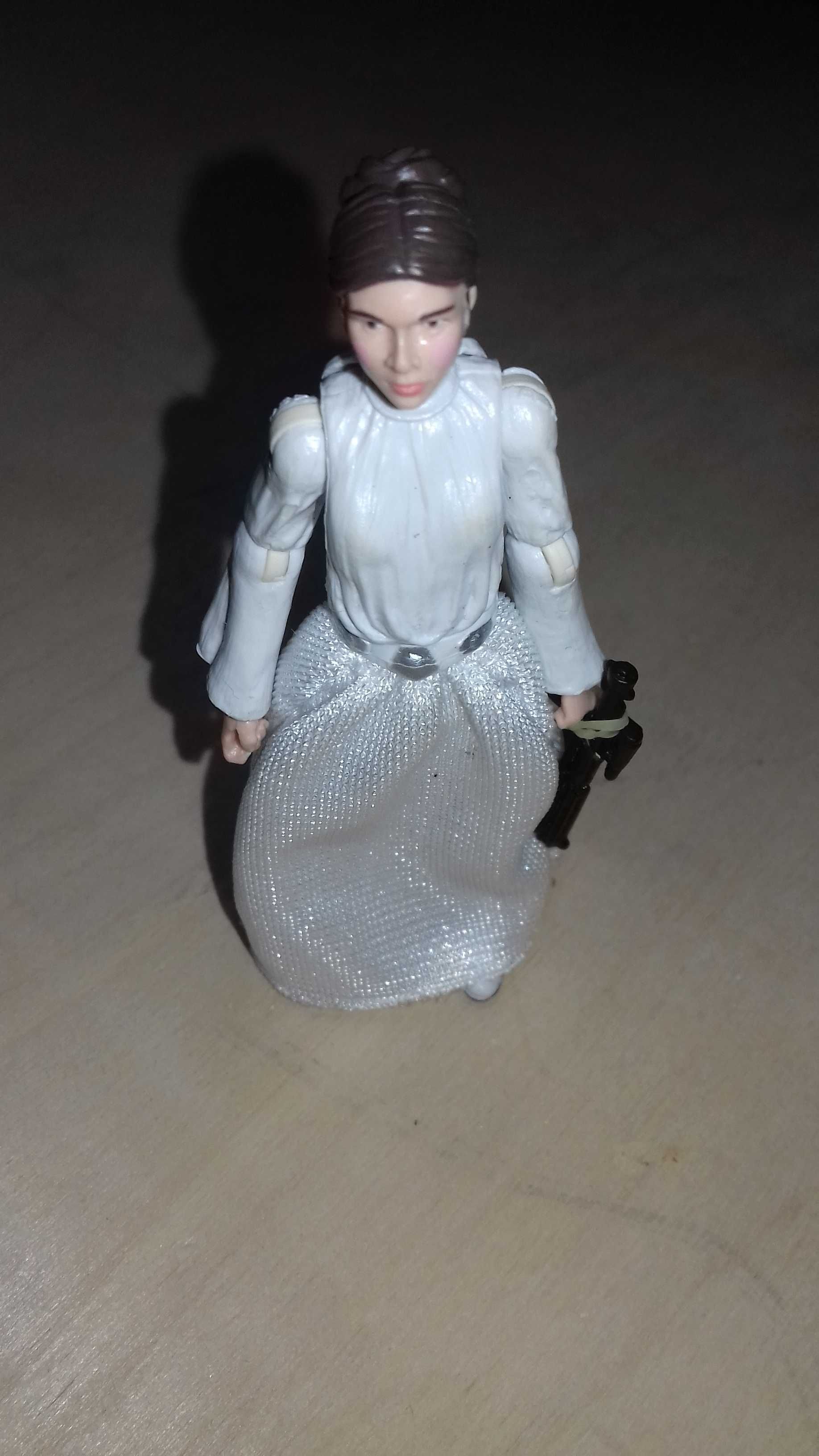 Figurka STAR WARS Leia Organa hasbro 2004r