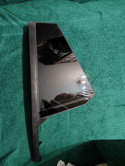 Стекло двери задней левой стороны BMW X1 F48