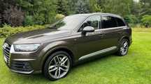 Audi Q7 3.0 TDI - najbogatsza opcja: pneumatyka, 7 miejsc, krajowy