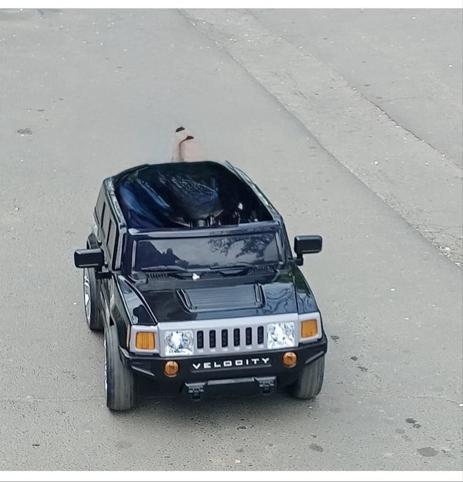 Продам детскую машинку.САМОВЫВОЗ