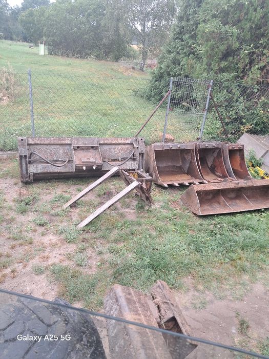 Koparka mecalac roboty ziemne wynajem