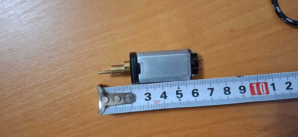 Двигун мікродвигун 3 В FF-180SH-2657 з триммера Philips та Аккумулятор