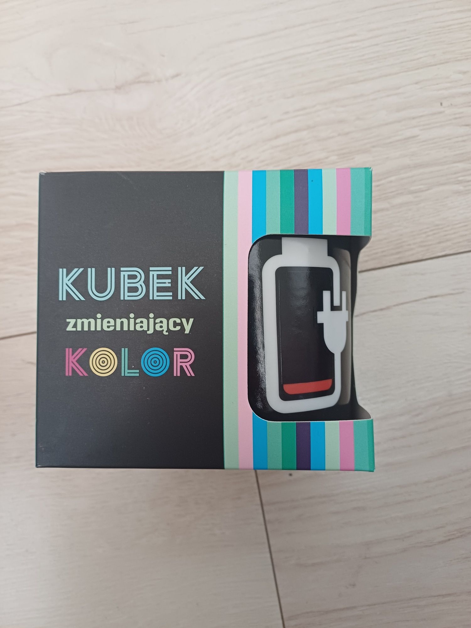 Kubek zmieniający kolor