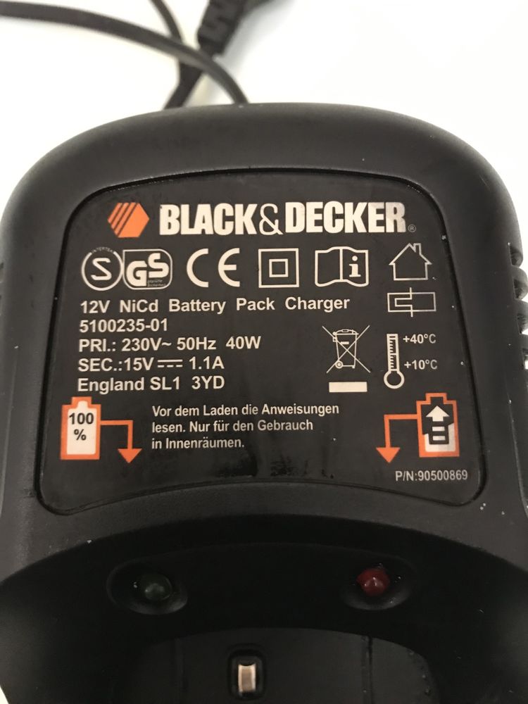 Зарядка Black&Decker