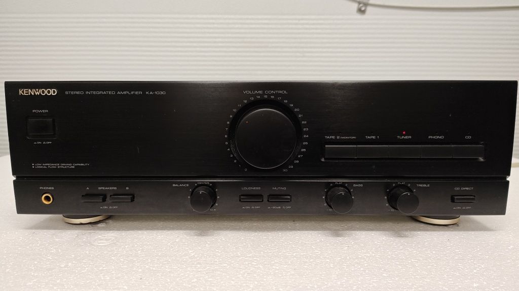 Kenwood KA-1030 wzmacniacz stereo HI-FI. USZKODZONY.