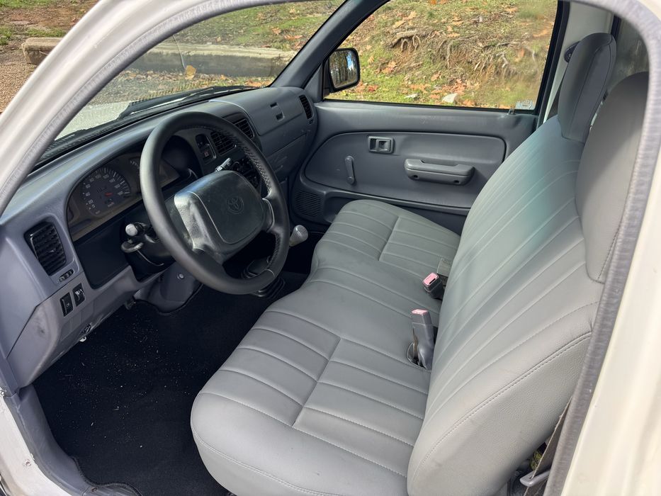 Toyota Hilux CaixaAberta 2001