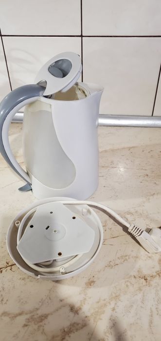 Продам електрочайник