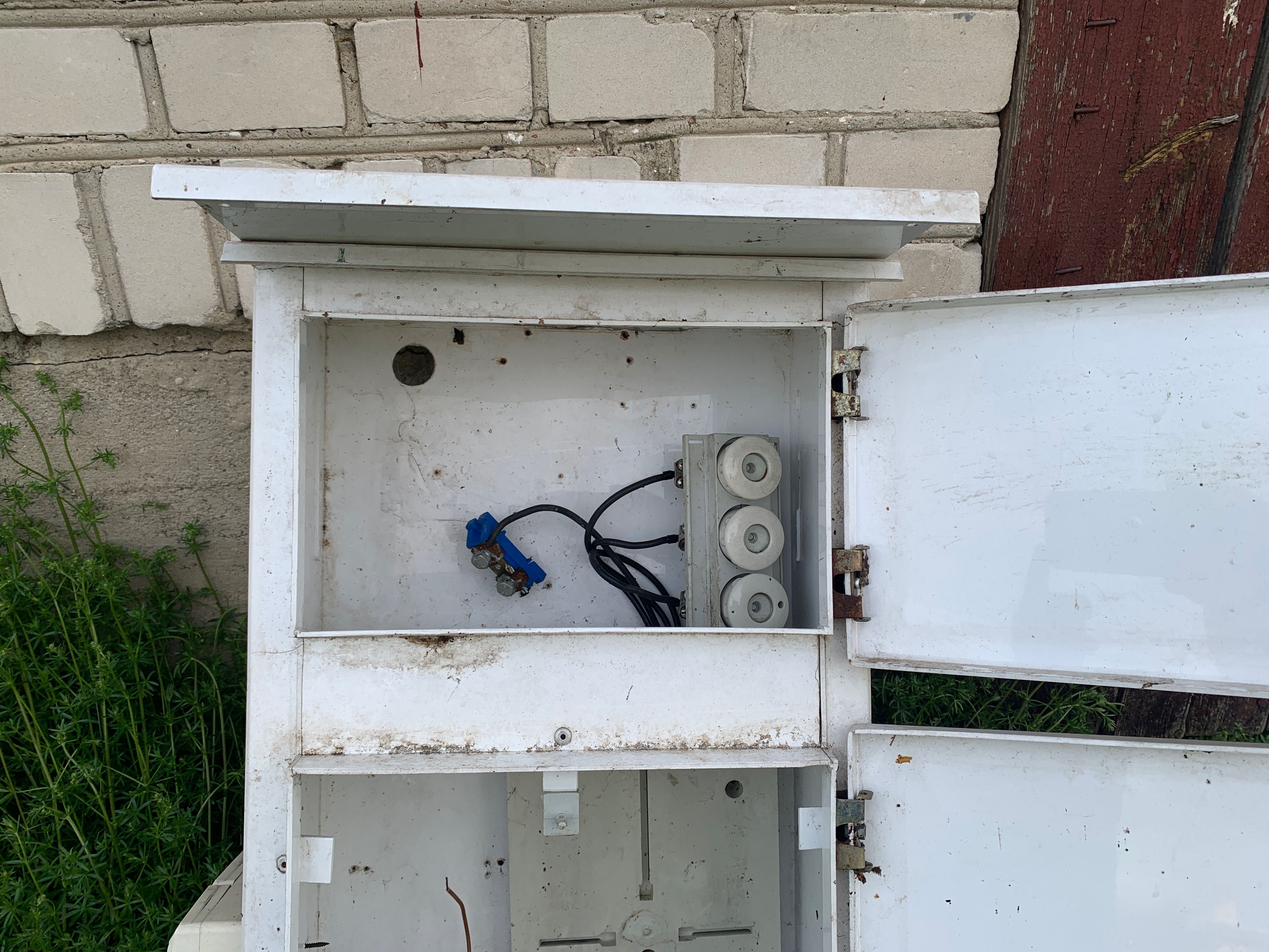 Skrzynka elektryczna na budowę działkę