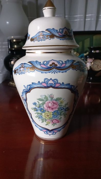 Pote florido vintage