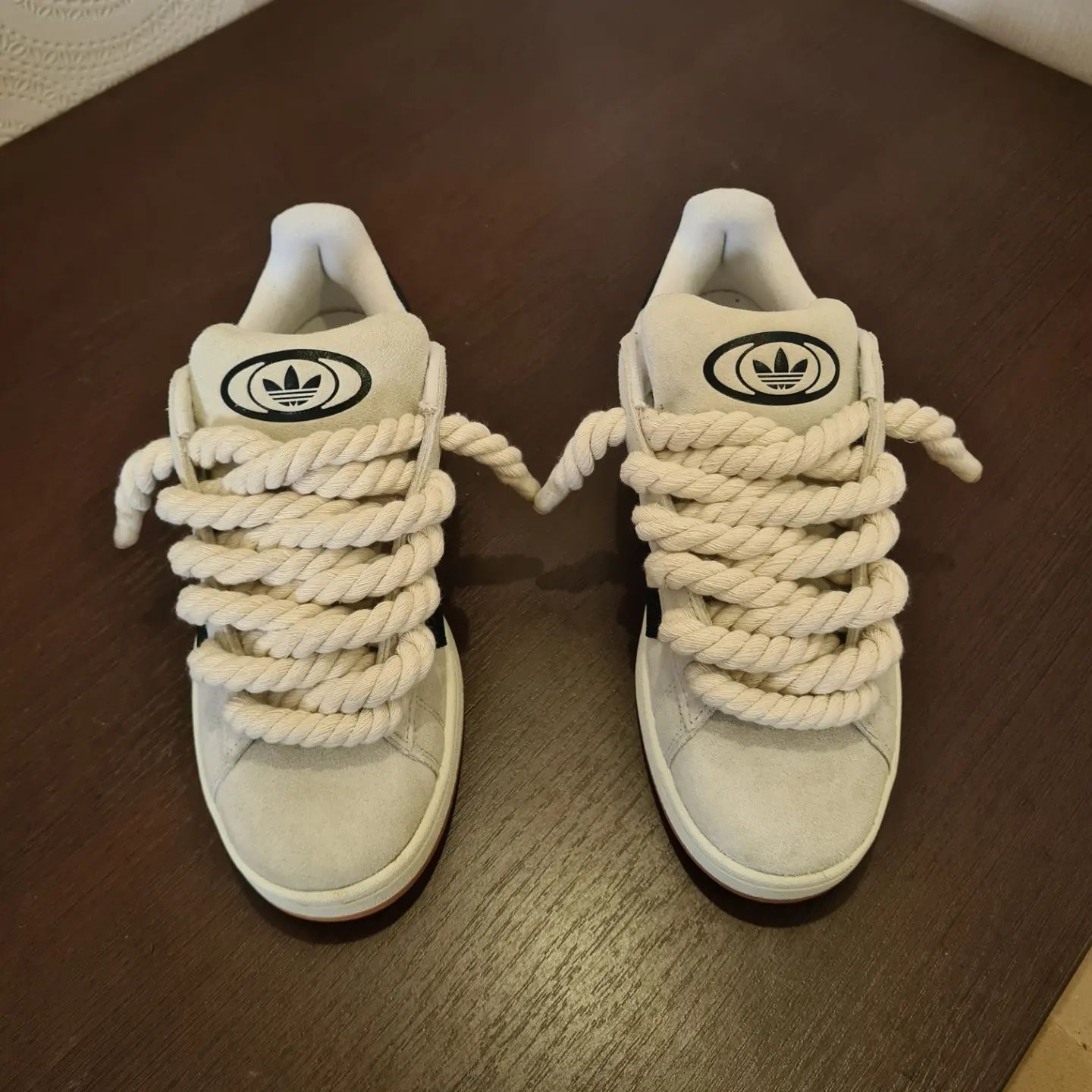 Original 43 adidas campus 00s rope laces