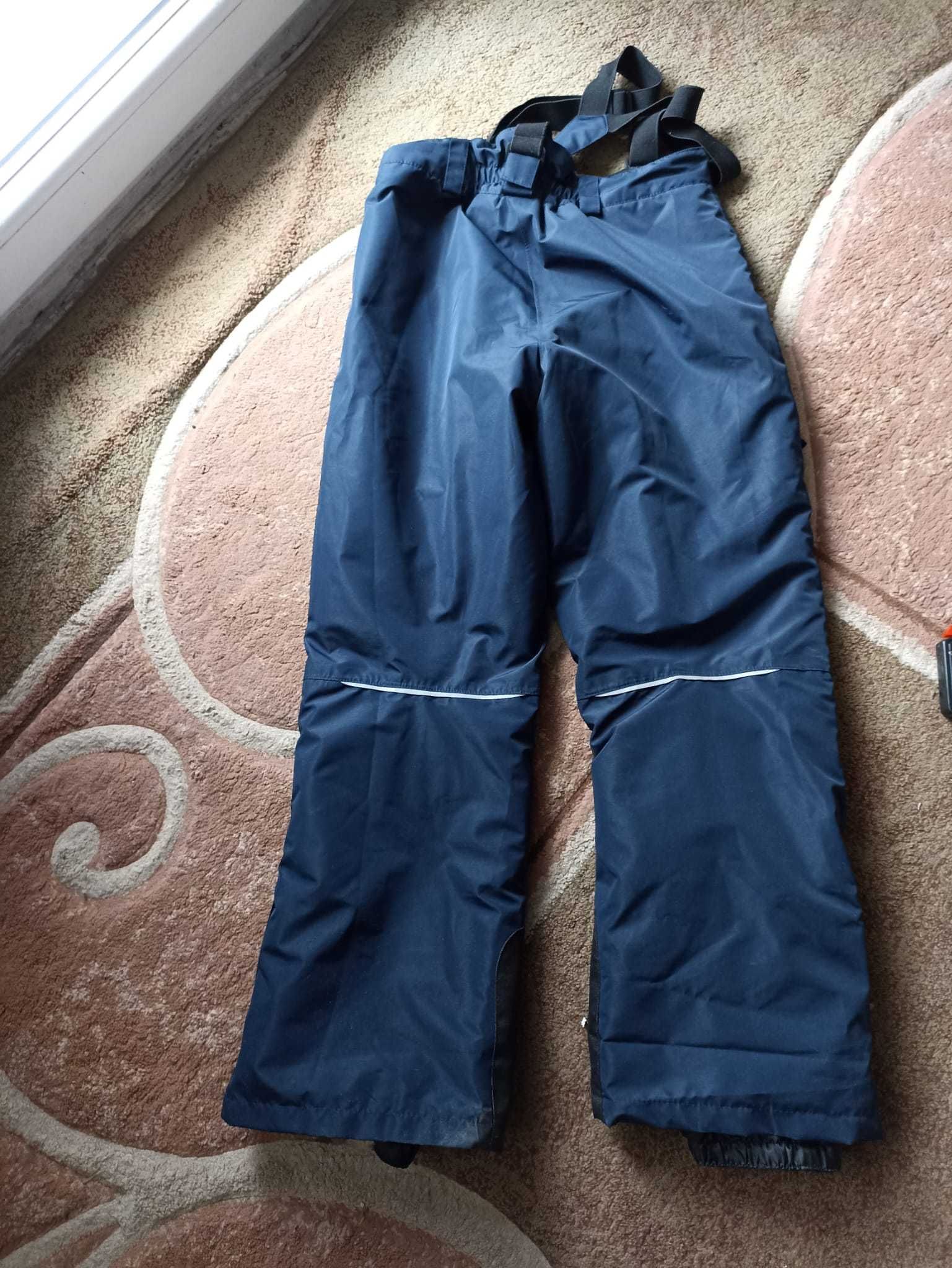 Zimowe spodnie dla dziecka 96 cm