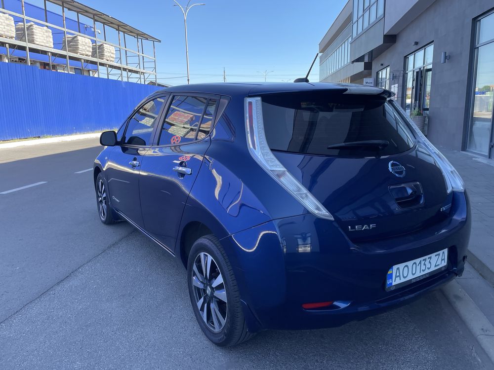 Продам Nissan Leaf 2017 року з батареею 30 kwh