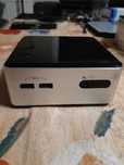 Mini Komputer NUC  D34010WYKH