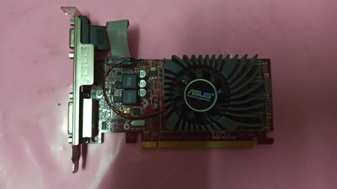 Karta graficzna	Asus	Radeon R7 240 2GB DDR3 128bit