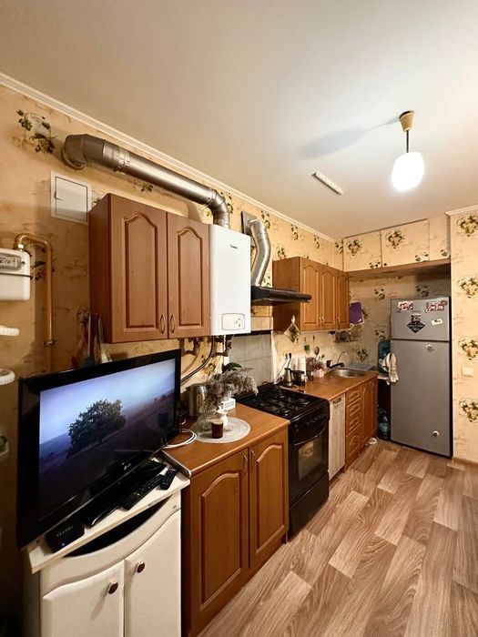 Квартира з ремонтом, Ворзель. Балкон, 2 поверх. Оф:2%. Постанова