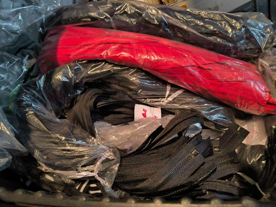 Швейная фурнитура молнии, липучки, ременные ленты и другое РАСПРОДАЖА