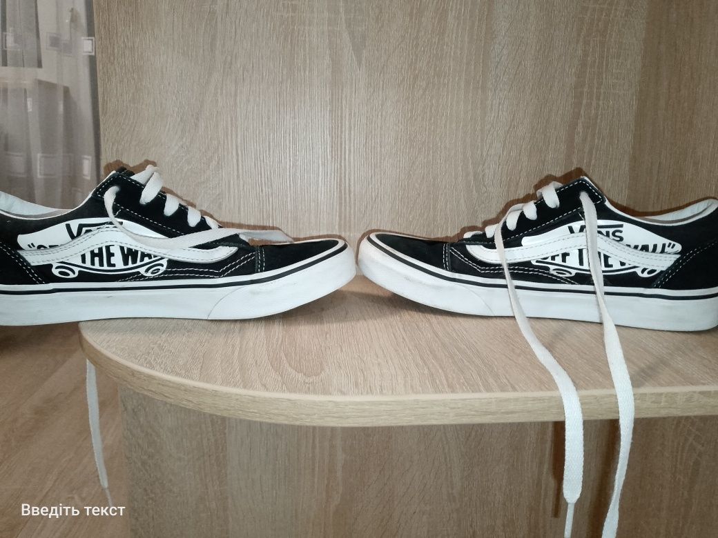 Продам кросівки Vans Б У