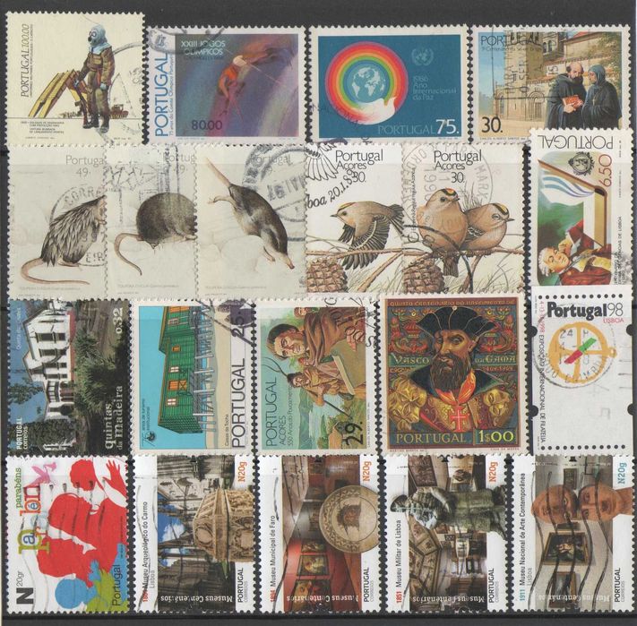 Filatelia; 86 selos de Portugal