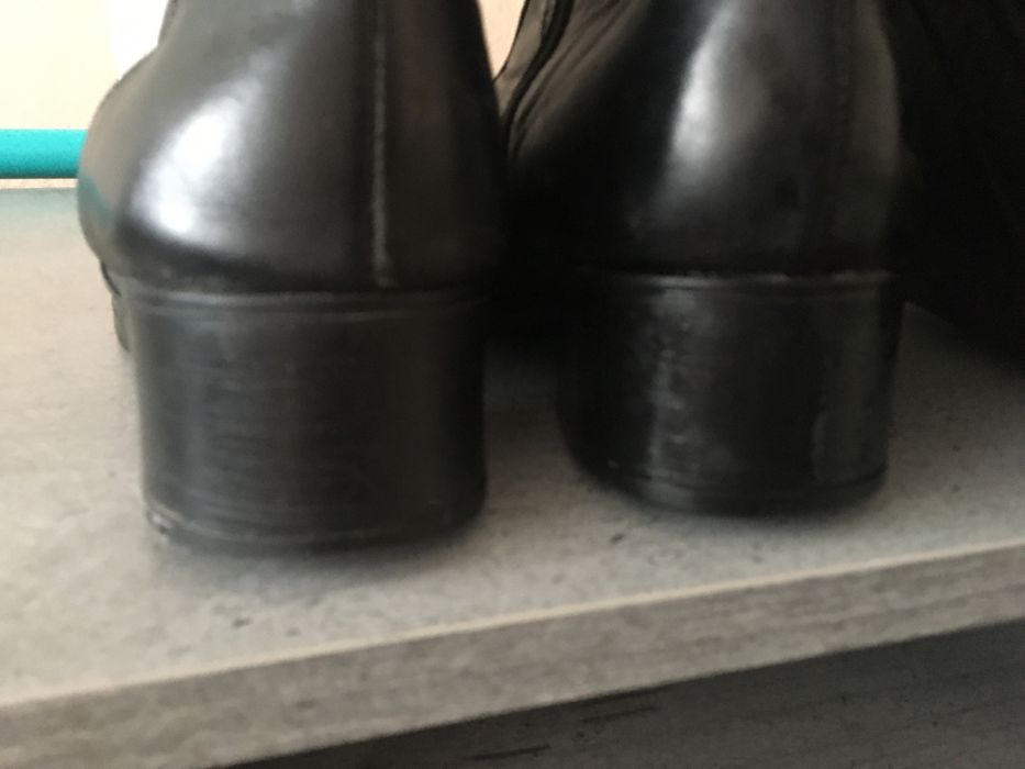 Зимове взуття натуральний замш