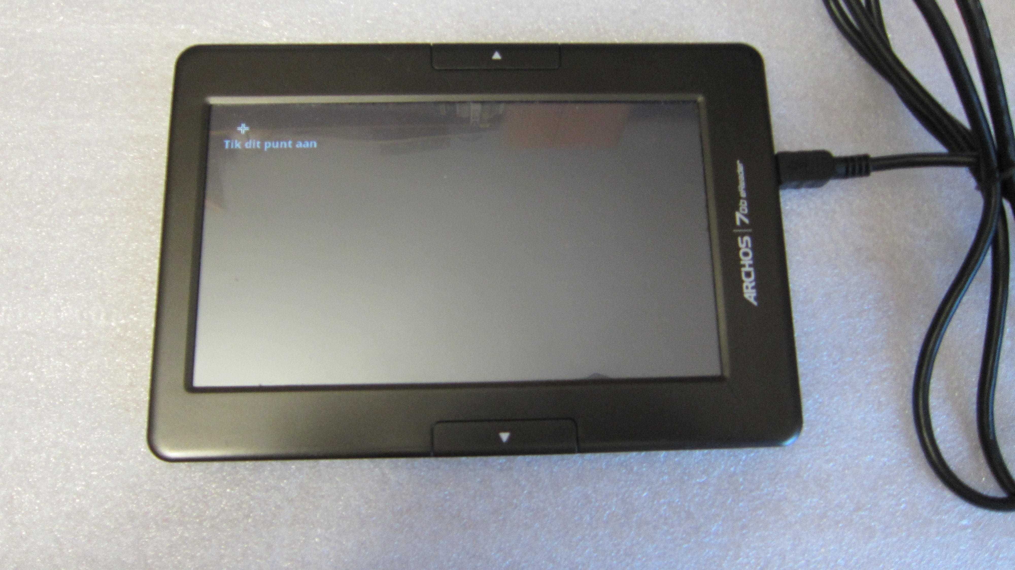 Czytnik Ebooków Archos 70b wylącza się