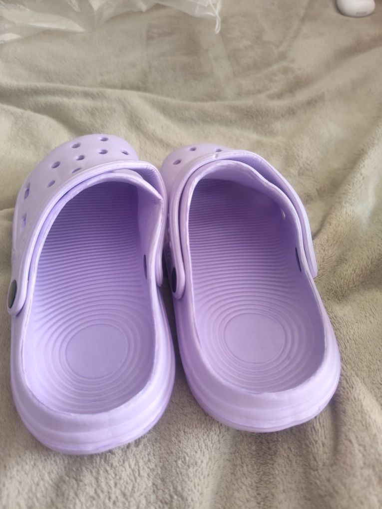 NOWE klapki a'la crocs. 39