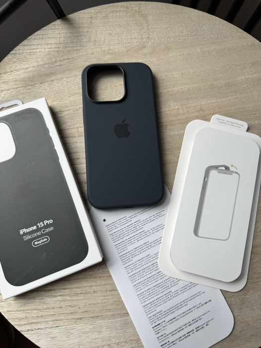 Etui iPhone 15 pro Silicone Case MagSafe Czarny