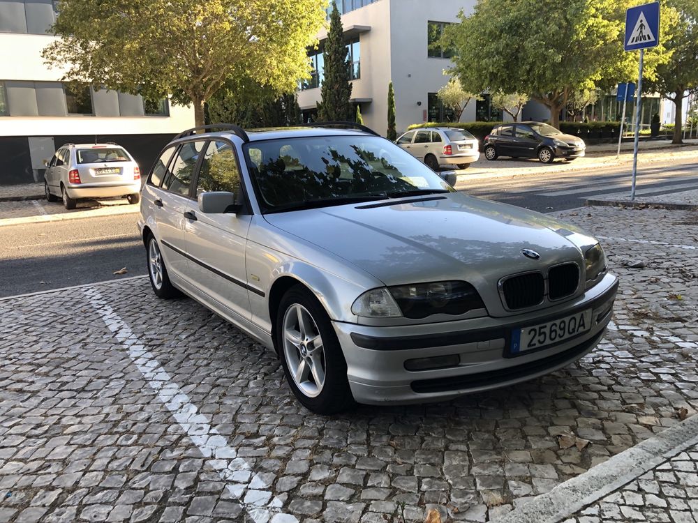 BMW 320d Touring 136CV