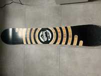 Deska snowboard marki Raven 160