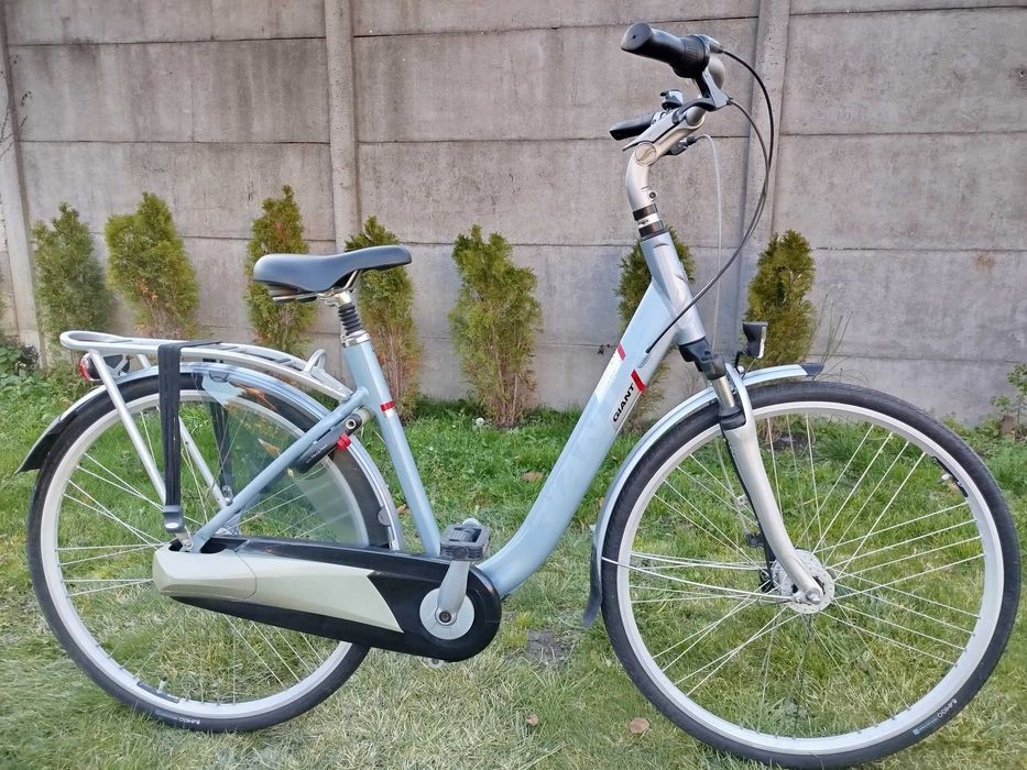 Aluminiowy Rower Damski Miejski GIANT COSMO CS 3 Koła 28 Cali