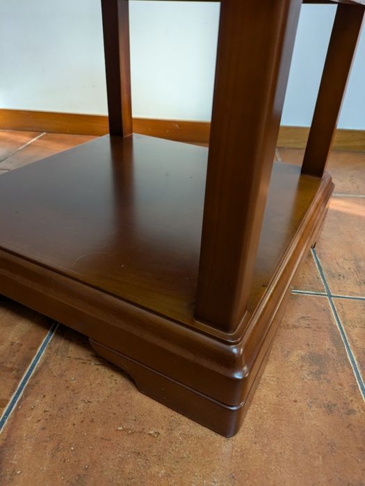 Mesa de Apoio Cerejeira