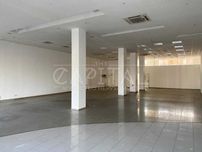 Приміщення під магазин/офіс/шоурум, 296 м², ФАСАД. ст. м. Почайна 5 хв