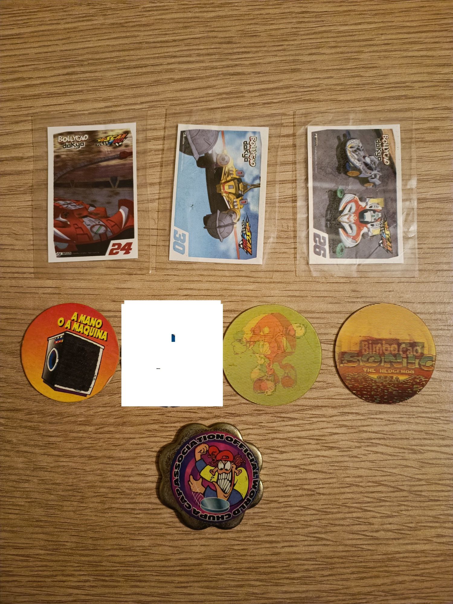 Lote tazos variados