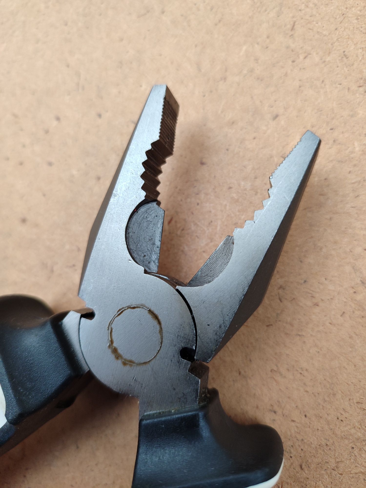 Пассатижи My Tools (200 мм)