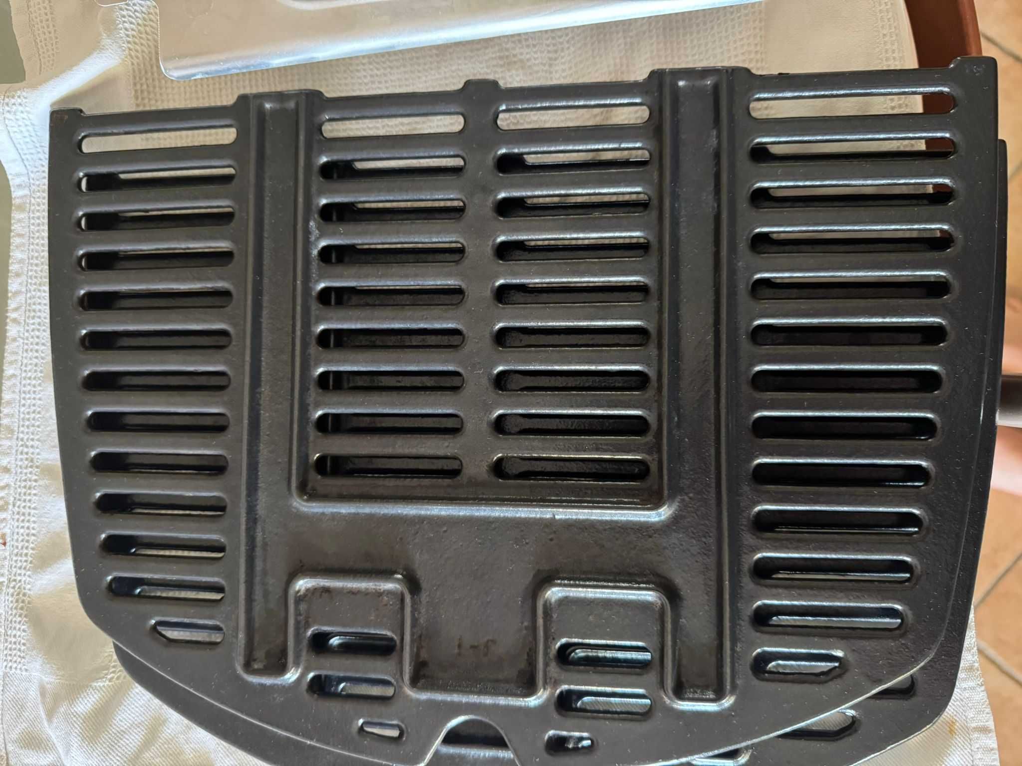 Barbecue a gás Weber Q 2000 (Inclui capa)