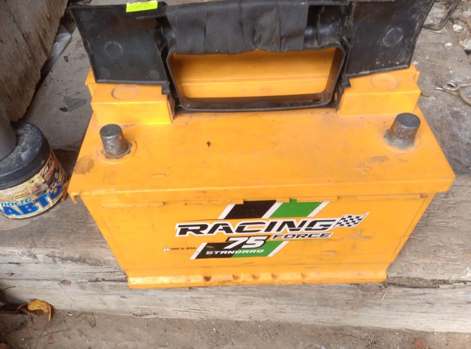 Продам акамулятор 75