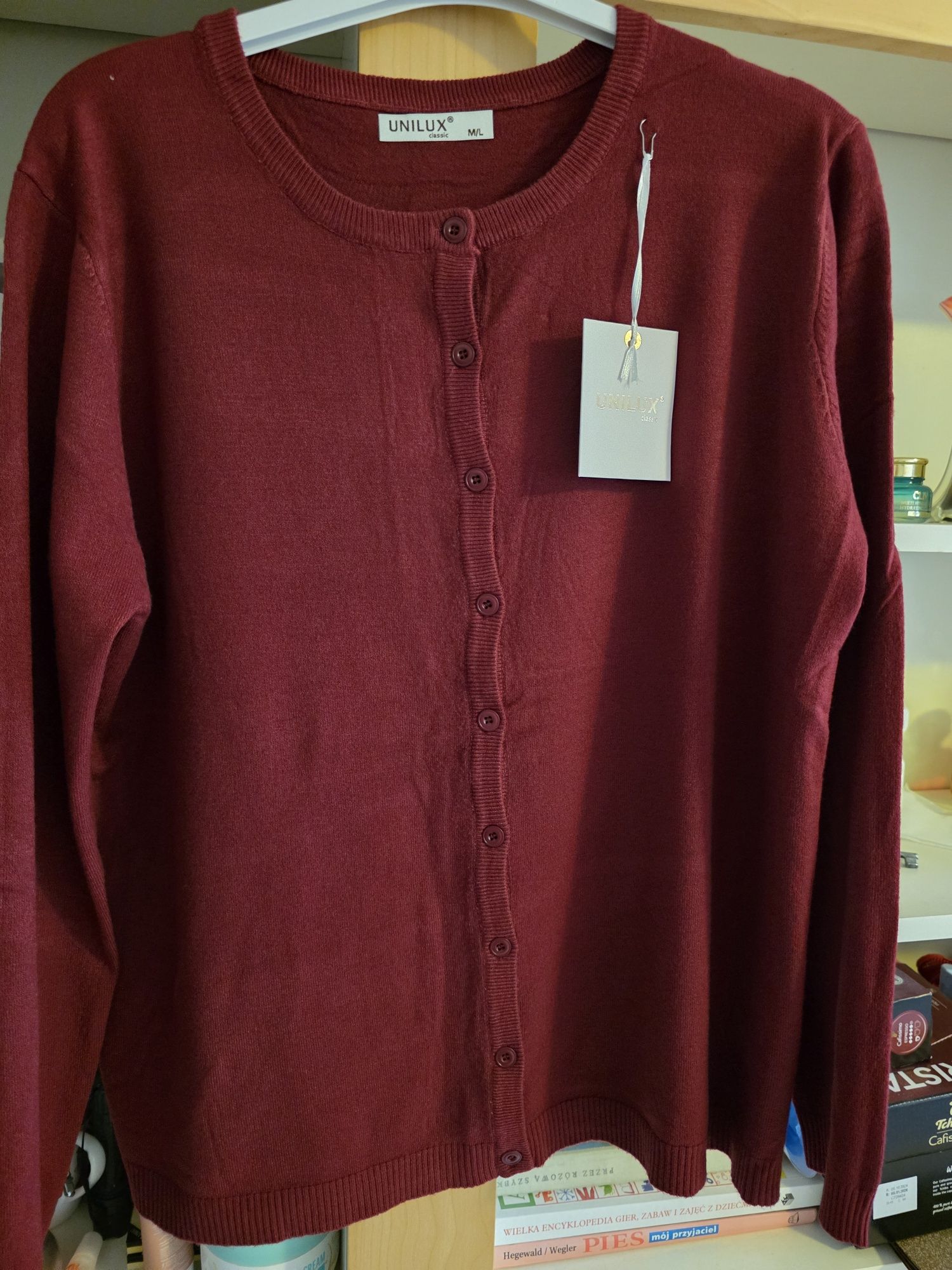 Nowy włoski sweter rozpinany w kolorze bordowym rozm.48