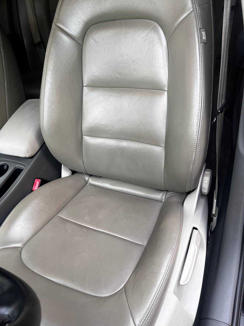 A4B8 2.0TDI Automat / Skóra